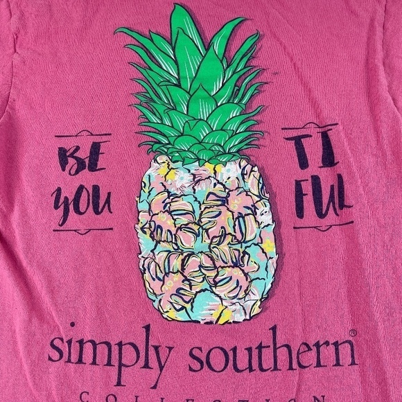 Simply Southern Tshirt Womens Small Pink Pineapple - Picture 8 of 9